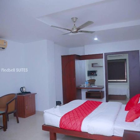 Redbell Suites Malapuram Malappuram Dış mekan fotoğraf