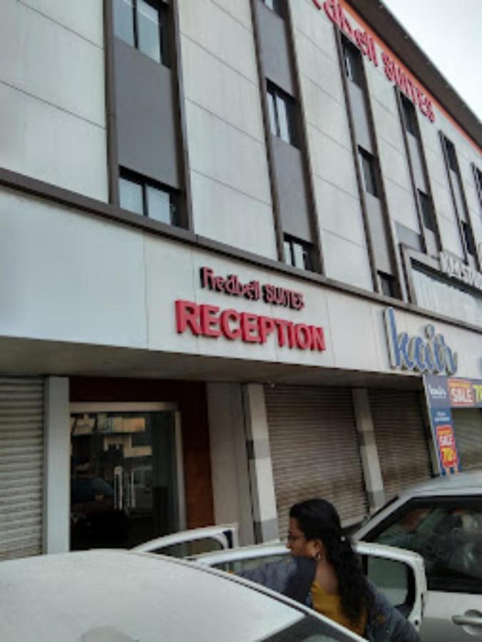 Redbell Suites Malapuram Malappuram Dış mekan fotoğraf