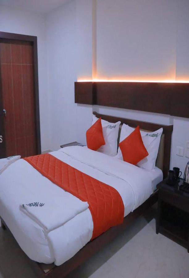 Redbell Suites Malapuram Malappuram Dış mekan fotoğraf